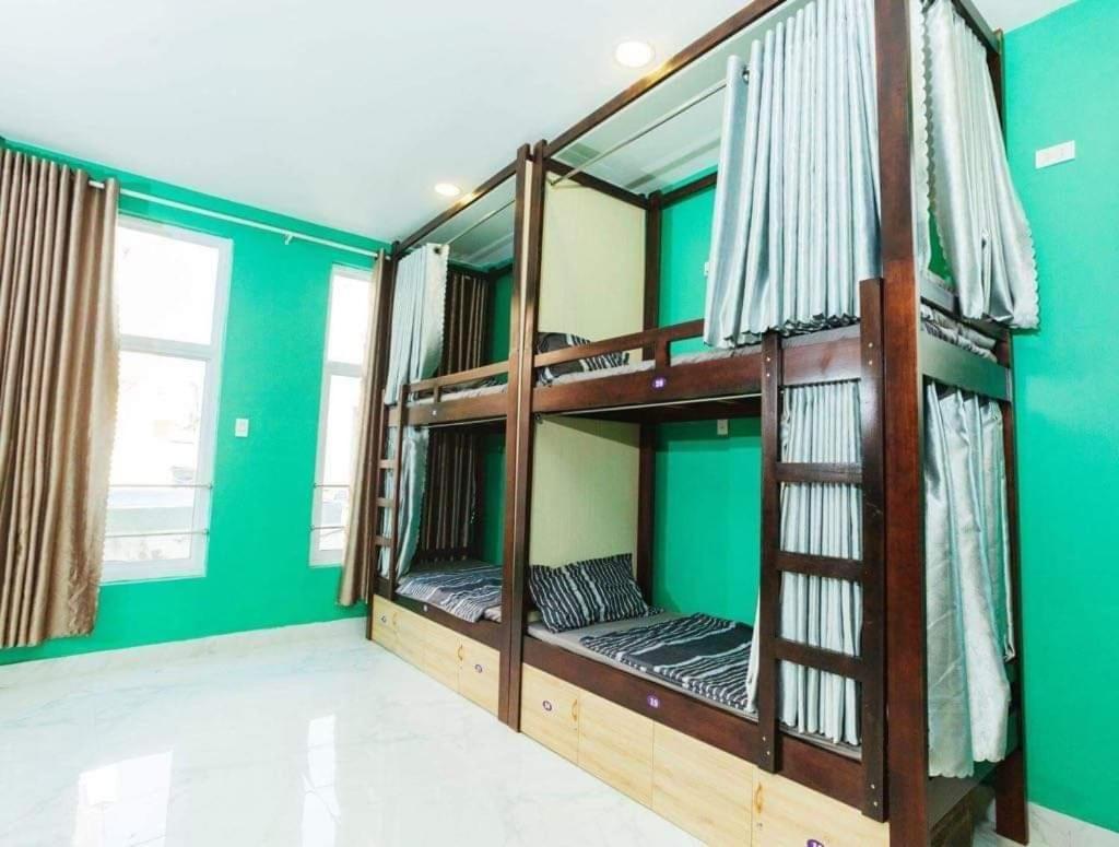 Ngoc Huong Hostel & Apartments Куинён Номер фото