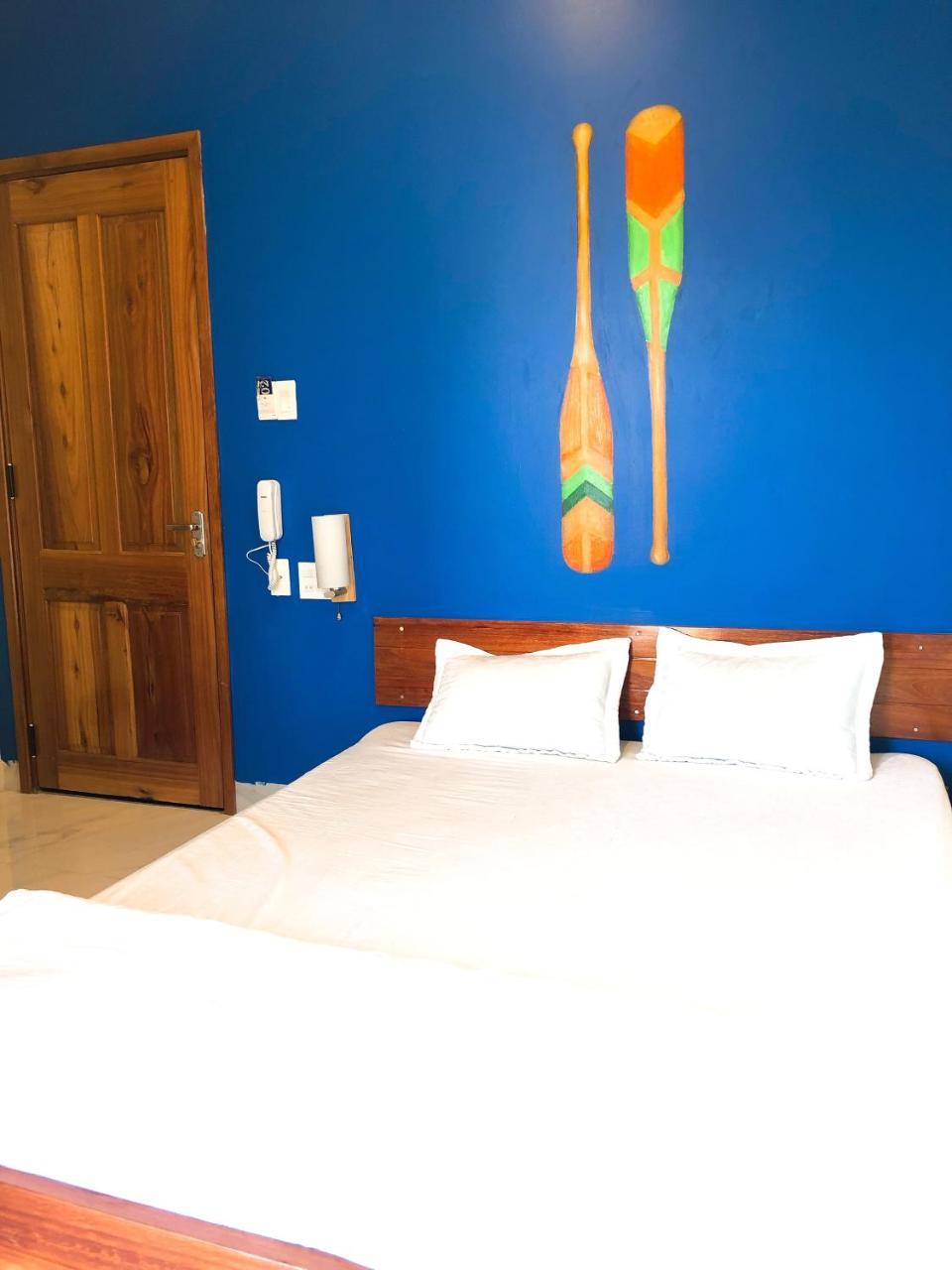 Ngoc Huong Hostel & Apartments Куинён Экстерьер фото