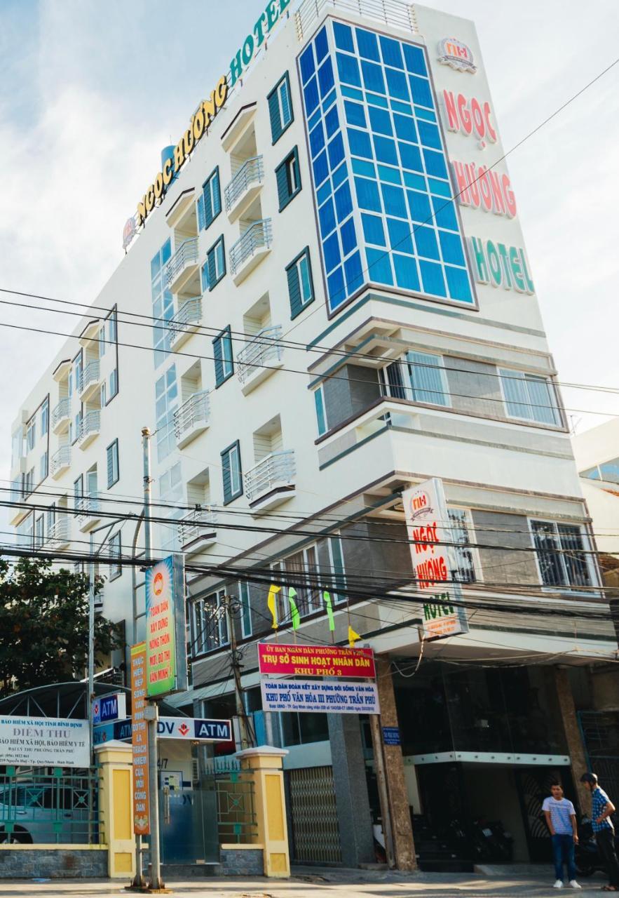 Ngoc Huong Hostel & Apartments Куинён Экстерьер фото