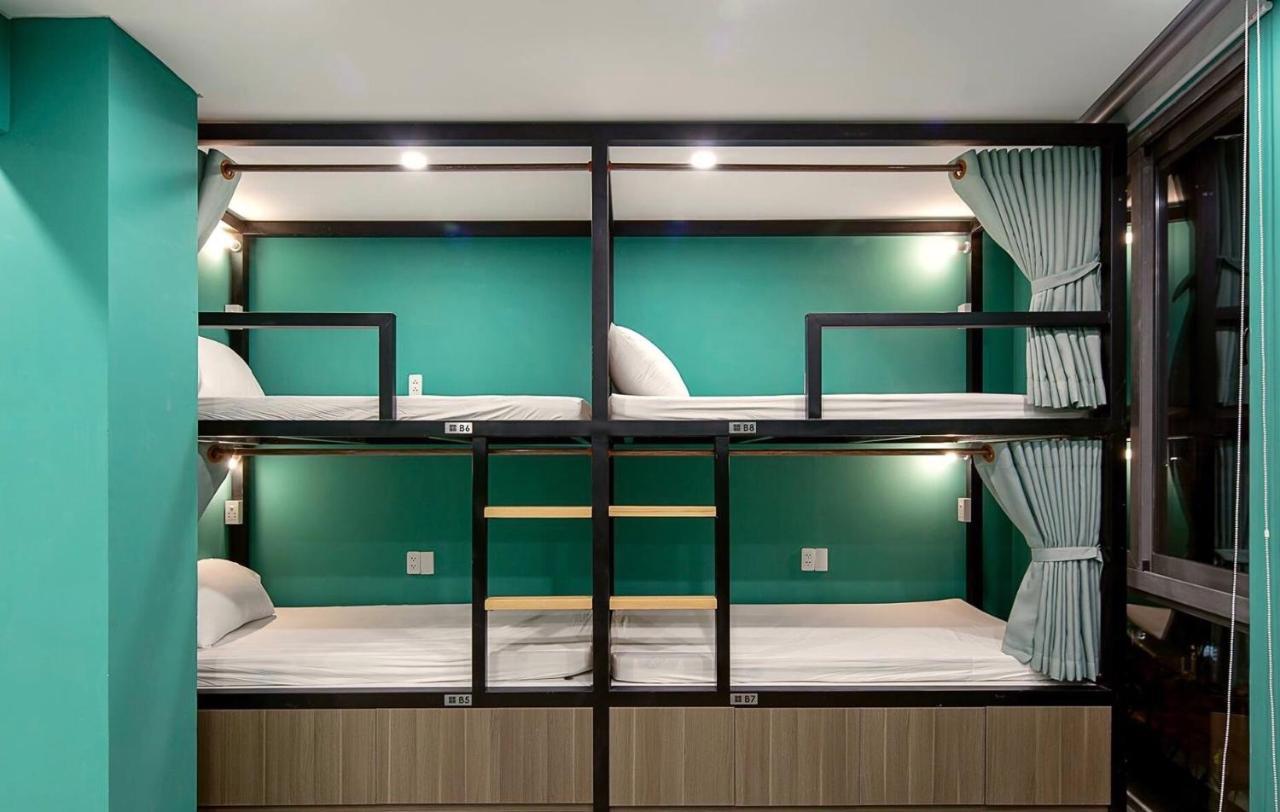 Ngoc Huong Hostel & Apartments Куинён Экстерьер фото