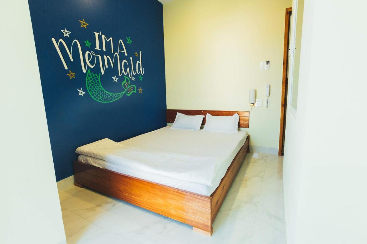 Ngoc Huong Hostel & Apartments Куинён Экстерьер фото